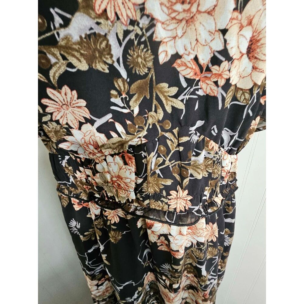 BloomChic NWT Size 14-16 Black Floral Maxi Dress V Neck Flutter Sleeve - Picture 6 of 6